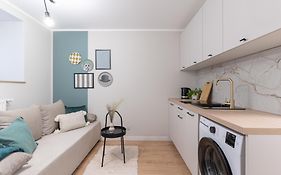 Woonerf Apartments